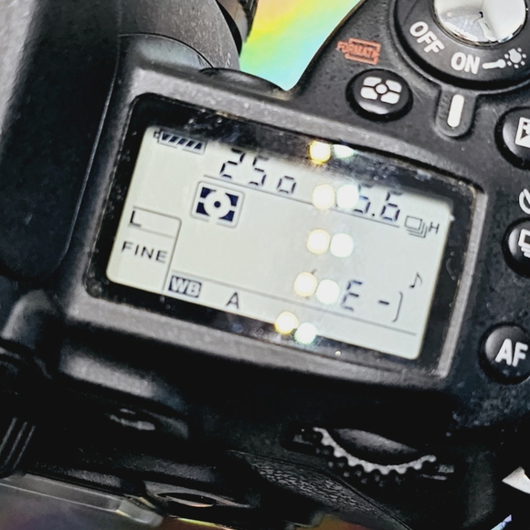 Nikon D90 DSLR Camera w/ 50mm 1.8 & 18-105mm 3.5-5.6 Lenses - Picture 6 of 14